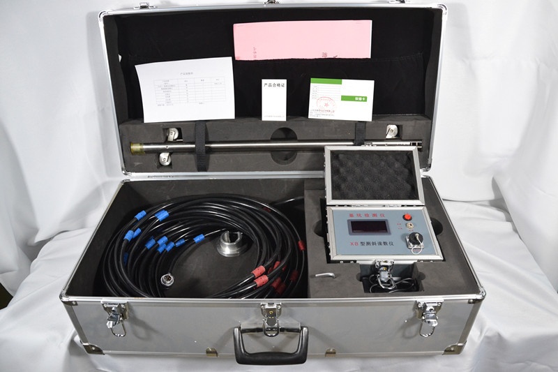 人工手动测斜仪器的图片