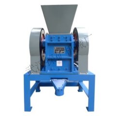 MPE系列密封颚式破碎机的图片