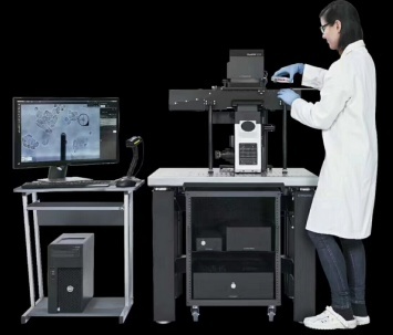 瑞士Cytosurge注入器iyFluidFM BOT的图片