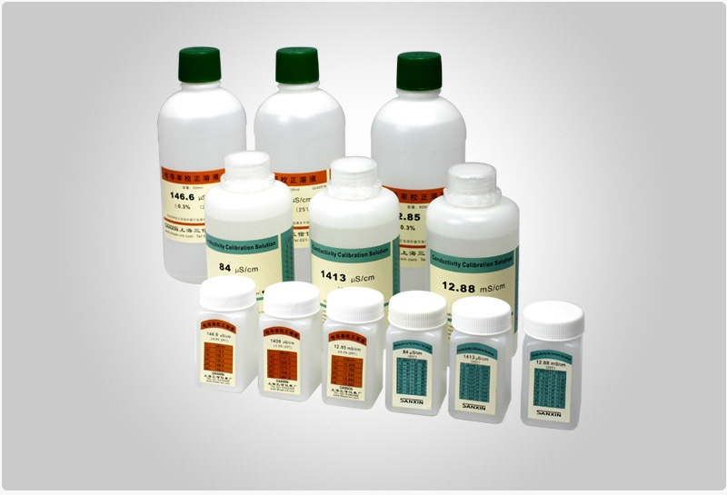电导率校正溶液的图片