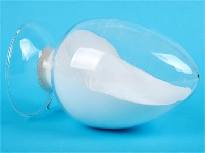 高纯氧化铝的制备及其在锂电池中的应用