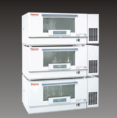 Barnstead MaxQ 8000恒温/低温叠放式摇床的图片