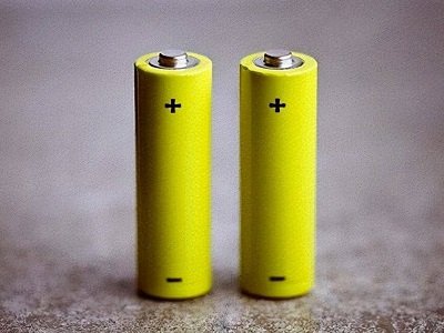 做锂电池备胎没前途，钠电池狙击铅酸电池欲转正