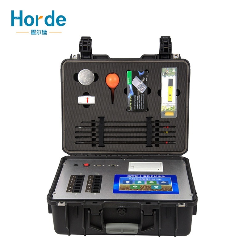 高智能土壤养分测定仪的图片