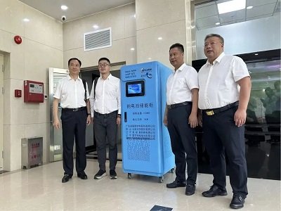 来自普鲁士蓝及其类似物的自述：钠电正极三剑客，属我最落寞……