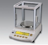 YP电子天平（带风罩）的图片