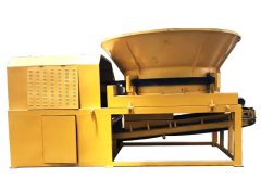 圆盘式树根破碎机的图片