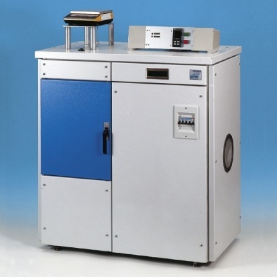回潮率检测烘箱的图片