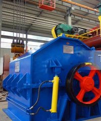 废钢破碎机的图片