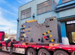 鹅卵石颚式破碎机的图片