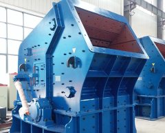 反击式破碎机的图片