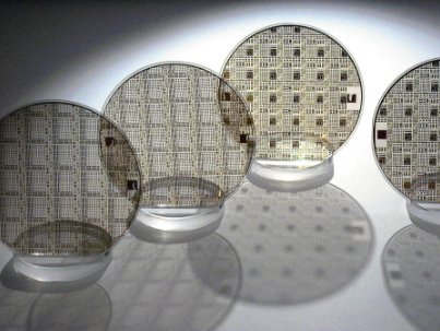 氧化镓材料的研究进展及发展趋势