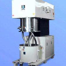 双行星混合机的图片