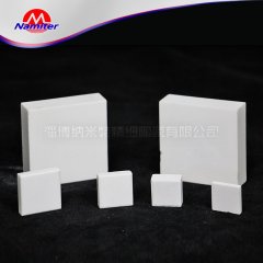 微晶耐磨氧化铝衬片的图片