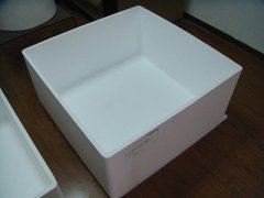 方形石英坩埚的图片