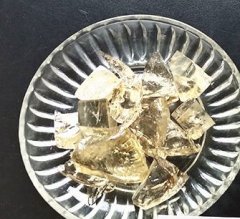 高折射玻璃的图片