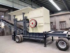 简易移动破碎机的图片