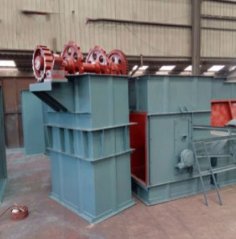 NE板链斗式提升机的图片