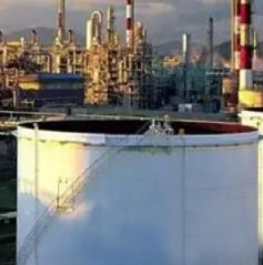 催化裂化装置的图片