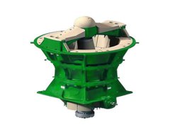 PX旋回破碎机的图片