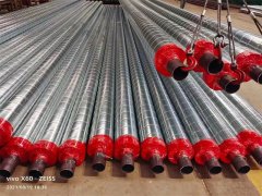 镀锌铁皮架空保温钢管的图片