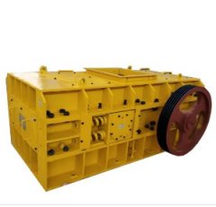 对辊（式）破碎机的图片