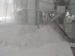 70一140目石英砂的图片