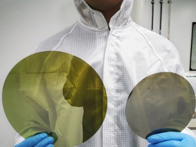 科友半导体自产首批8英寸碳化硅衬底下线