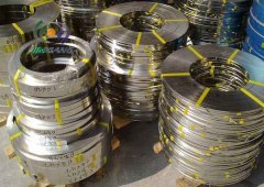 不锈钢精密钢带的图片