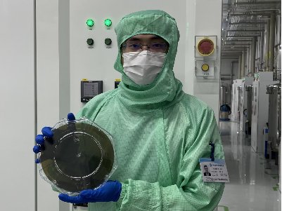 突破！中电化合物首批次8英寸SiC外延片交付！