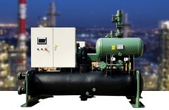 螺杆式冷水机组的图片