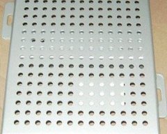 冲孔铝单板的图片