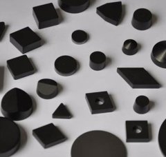 精密陶瓷刀具的图片