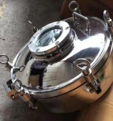 视镜压力人孔的图片