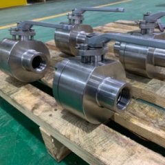 两片式丝扣锻钢球阀的图片