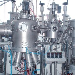 分子束外延薄膜生长设备(MBE)的图片