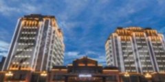 酒店部分烟囱的图片