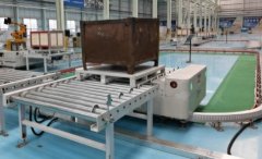 单轨环穿RGV的图片