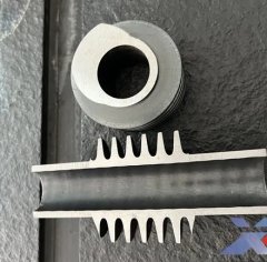 整体式肋片管的图片