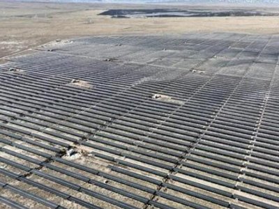 青海一 90 万千瓦光伏项目建成投产，年平均发电量约 21 亿千瓦时