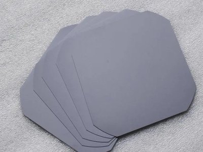 刚刚！隆基单晶硅片P型价格降至2.20元，降幅29%！