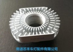 车灯冷锻散热器的图片