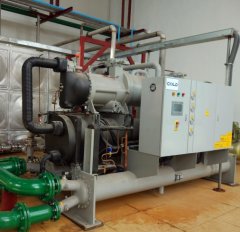 低温螺杆冷水机的图片