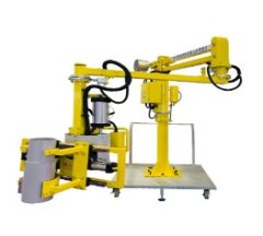 搬运机械手的图片