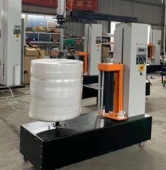 熔喷布无纺布缠绕包装机的图片