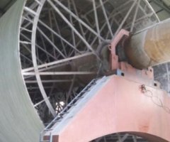 电厂烟囱玻璃钢内筒缠绕的图片