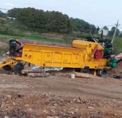 移动式综合破碎机.的图片