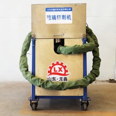 挡风玻璃切割器的图片