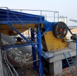 鄂式破碎机的图片