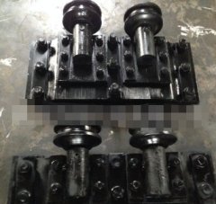 20000立方螺旋湿式煤气柜导轮轴转的图片